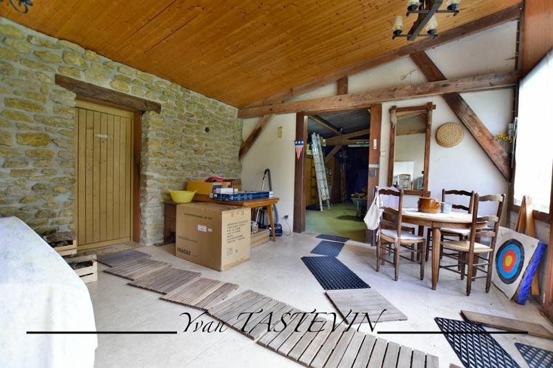 Propriété - 144 m² - 7 pièces