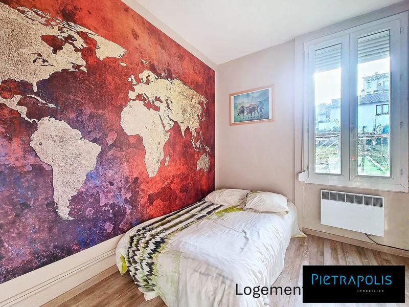 Maison - 493 m² - 10 pièces