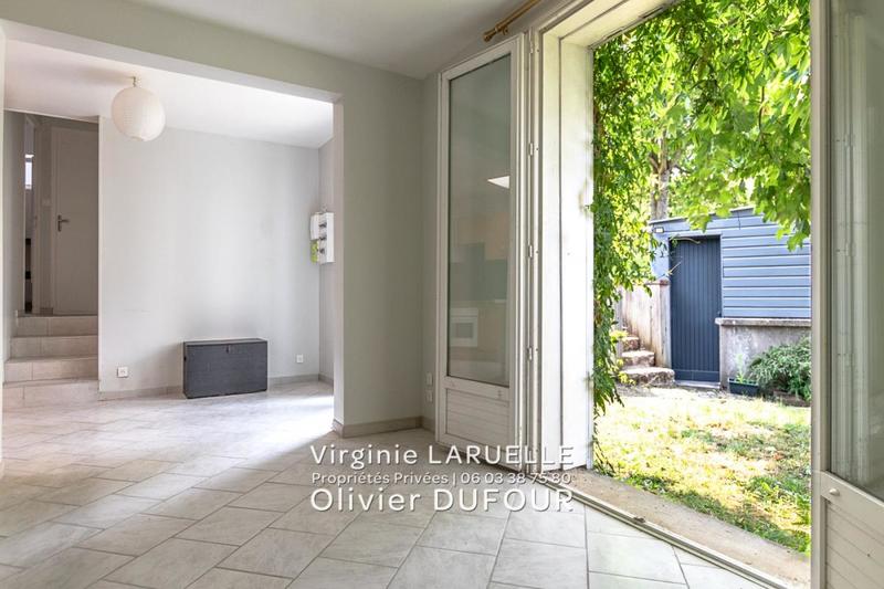 Maison - 160 m² - 8 pièces