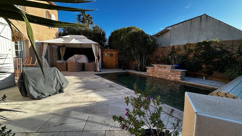 Maison - 110 m² - 4 pièces