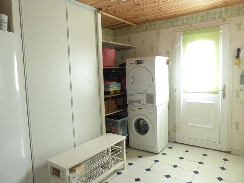 Villa - 219 m² - 10 pièces