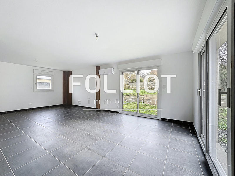 Maison - 90 m² - 5 pièces