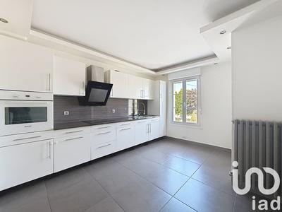 Maison - 95 m² - 4 pièces