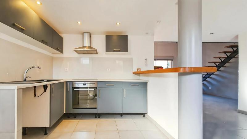 Maison - 204 m² - 5 pièces