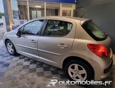 Peugeot 207 1.4 I 90 Executive Pack