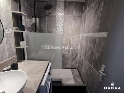 Chambre - 10 m² - 4 pièces