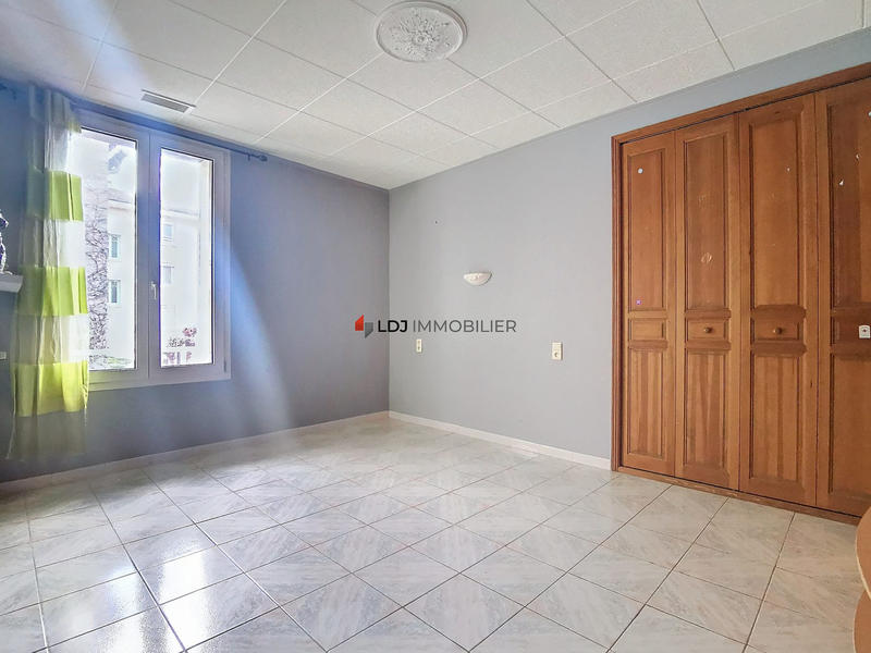 Appartement - 120 m² - 4 pièces