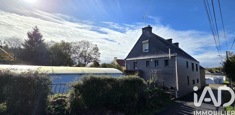 Maison - 174 m² - 7 pièces