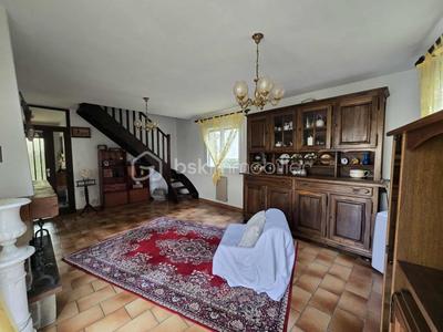 Maison - 127 m² - 6 pièces