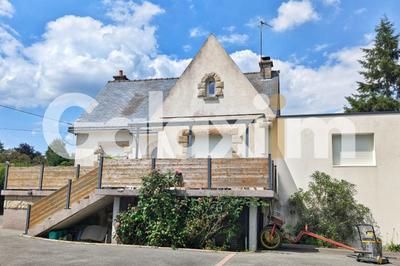 Maison traditionnelle - 114 m² - 6 pièces