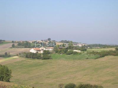 Propriété - 648 m² - 17 pièces