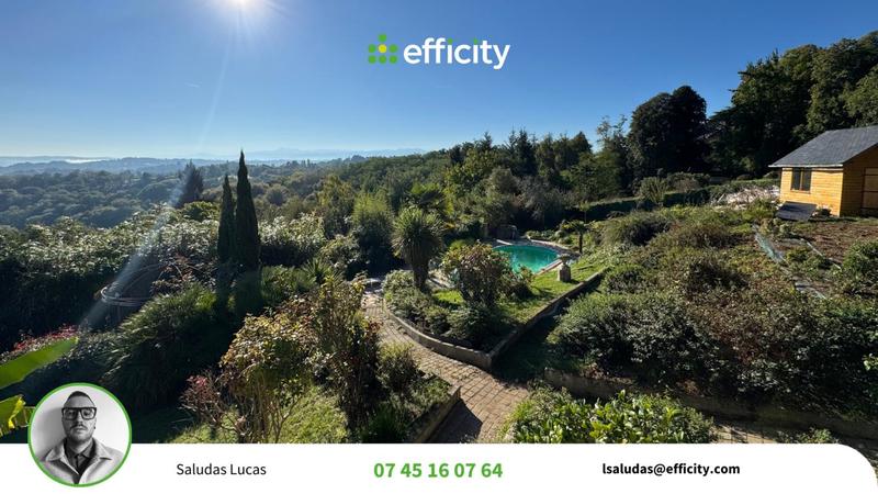 Maison - 490 m² - 6 pièces