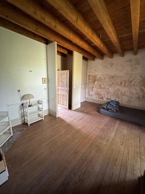 Maison - 85 m² - 5 pièces