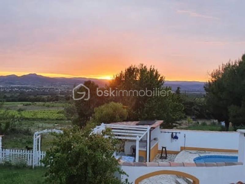 Maison - 90 m² - 3 pièces