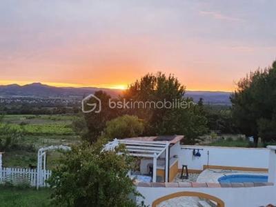 Maison - 90 m² - 3 pièces