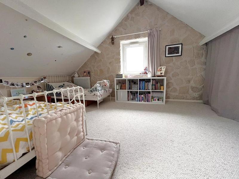 Château - 161 m² - 7 pièces