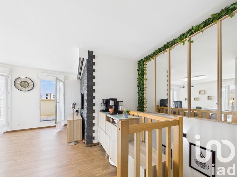 Duplex - 93 m² - 5 pièces