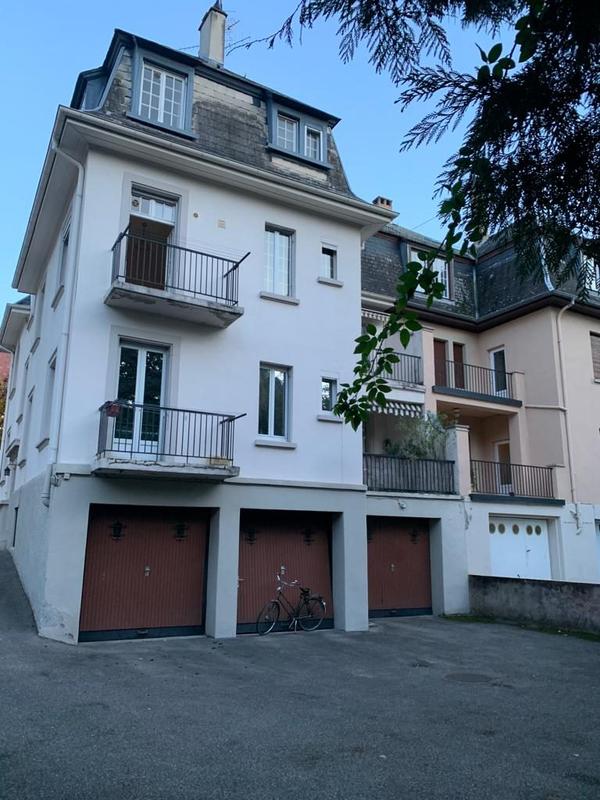 Appartement - 100 m² - 4 pièces