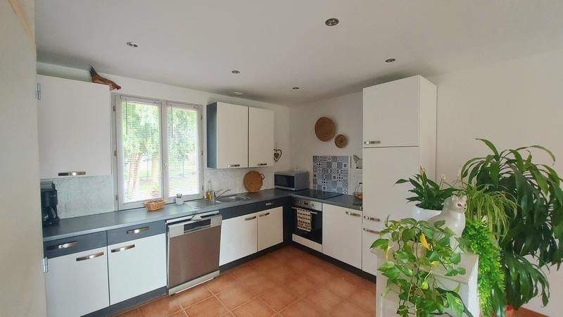 Maison - 98 m² - 5 pièces