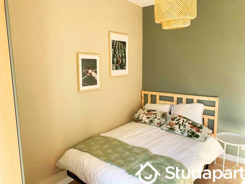 Chambre - 14 m² - 1 pièce