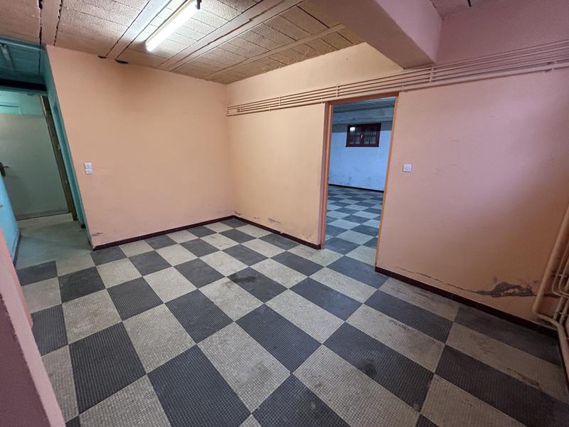 Maison - 190 m² - 11 pièces