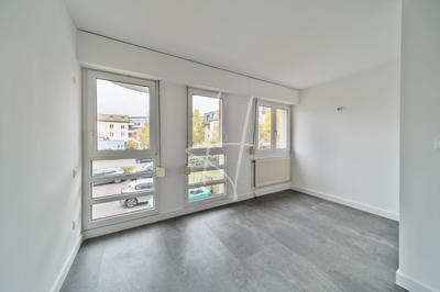 Local d'activités - 108 m²