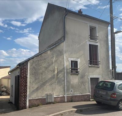 Maison - 65 m² - 4 pièces