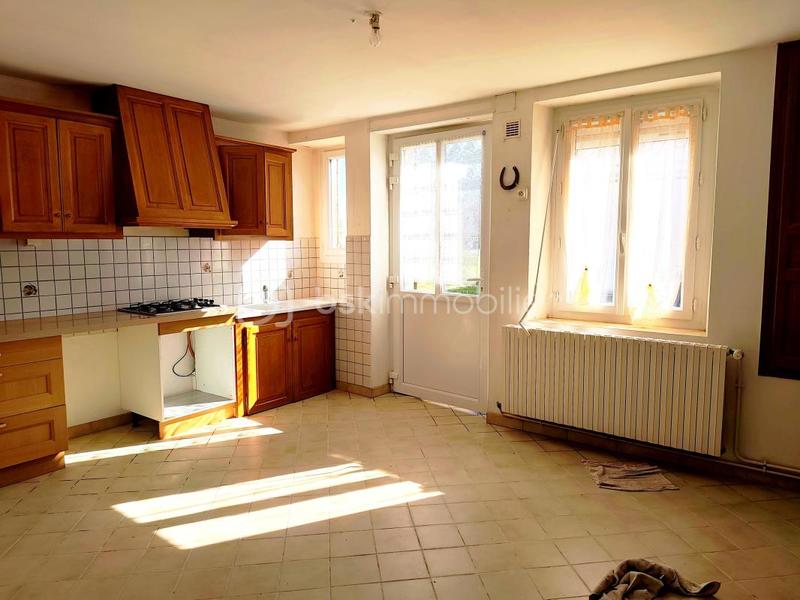 Maison ancienne - 178 m² - 6 pièces