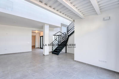 Maison - 85 m² - 5 pièces