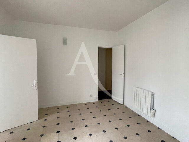 Appartement - 93 m² - 5 pièces