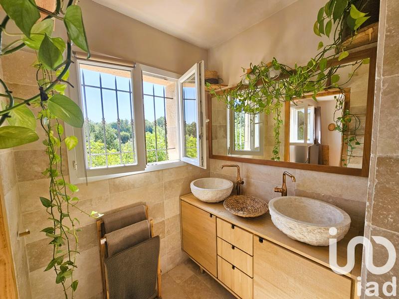 Maison - 186 m² - 7 pièces