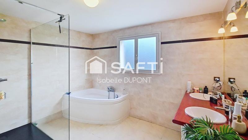 Maison - 174 m² - 6 pièces