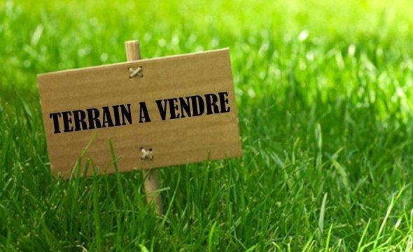 Terrain constructible - 772 m²