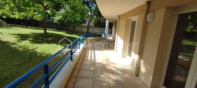 Appartement - 82 m² - 3 pièces