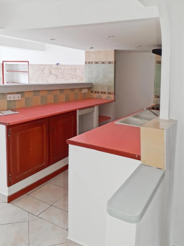 Appartement - 60 m² - 4 pièces