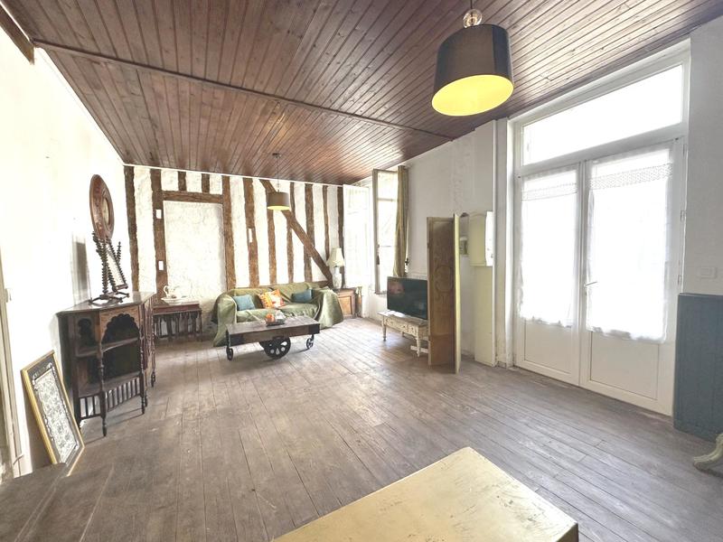 Maison traditionnelle - 125 m² - 6 pièces