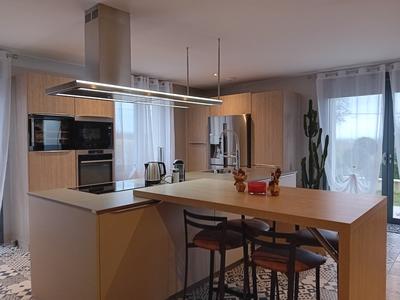 Maison - 120 m² - 5 pièces