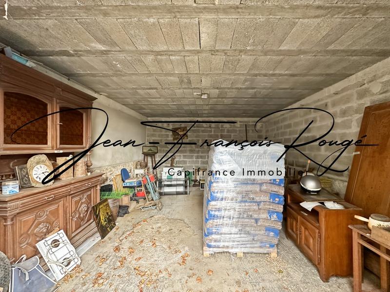 Maison - 243 m² - 10 pièces