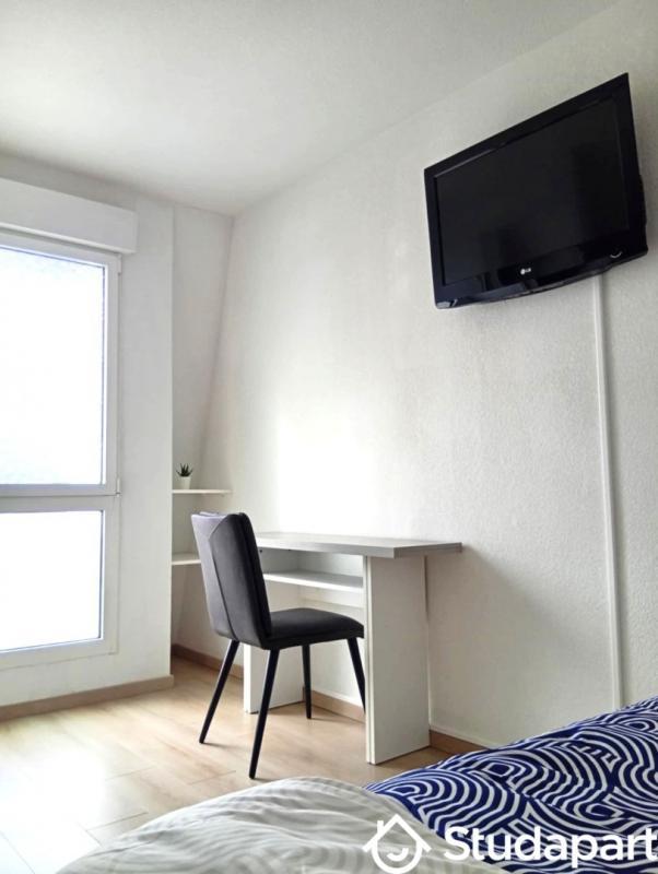 Chambre - 9 m² - 1 pièce