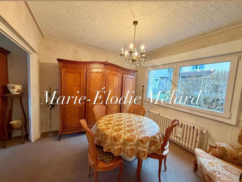 Maison - 90 m² - 5 pièces