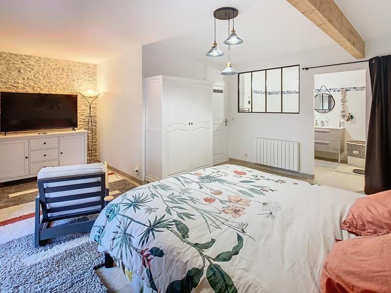 Corps de ferme - 190 m² - 6 pièces