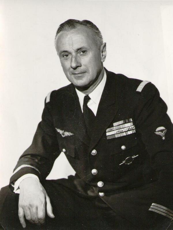 Hommage à la résistance et aux Francais "Proust- Sussex" du 6 juin 1944 à Omaha Beach-Saint Laurent-Sur-Mer"