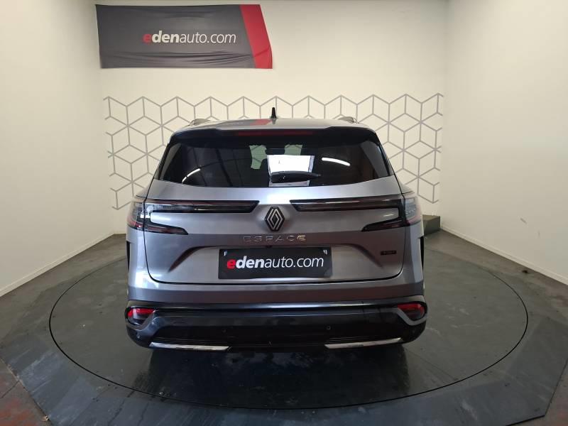 Renault Espace E-Tech hybrid 200 Iconic