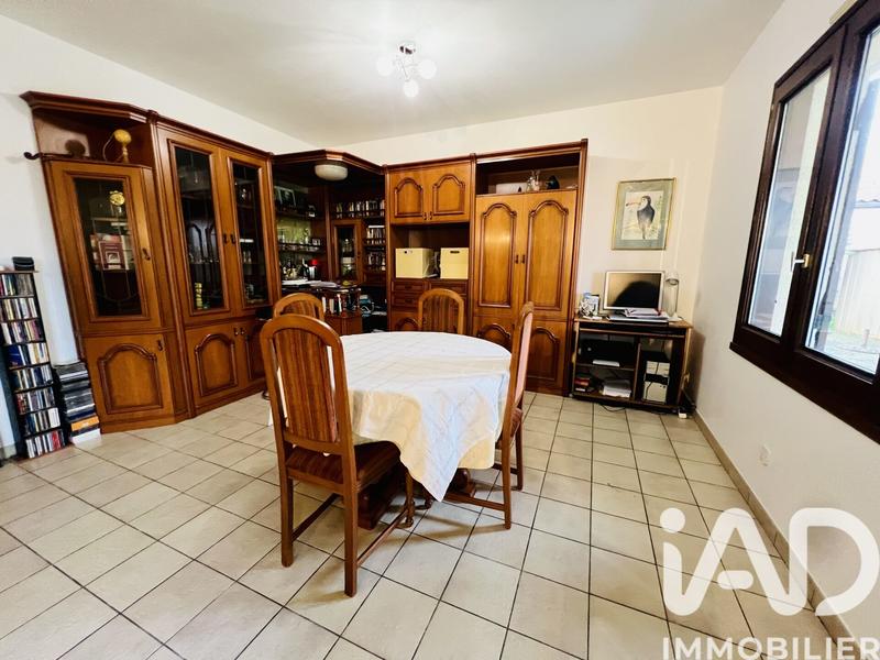 Maison - 90 m² - 5 pièces