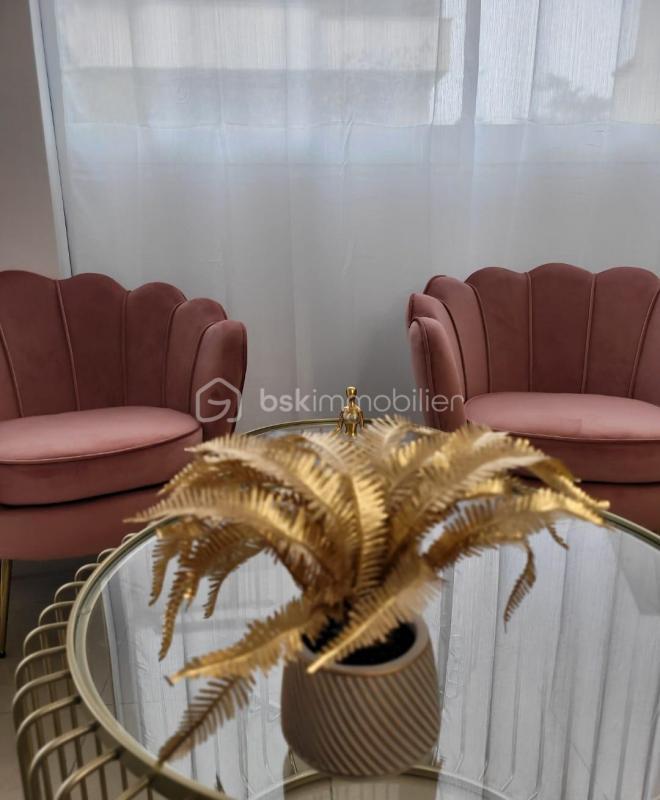 Beauté / Bien-être - 65 m²