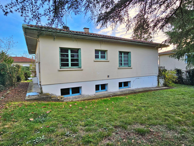 Maison - 92 m² - 4 pièces