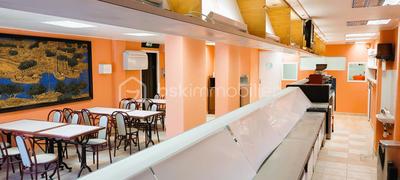 Appartement - 181 m² - 6 pièces