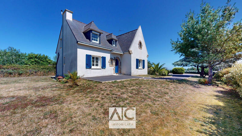 Maison - 152 m² - 7 pièces