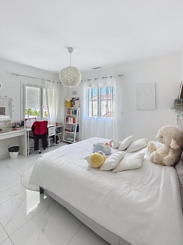 Villa - 140 m² - 4 pièces