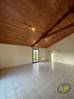 Maison - 145 m² - 5 pièces